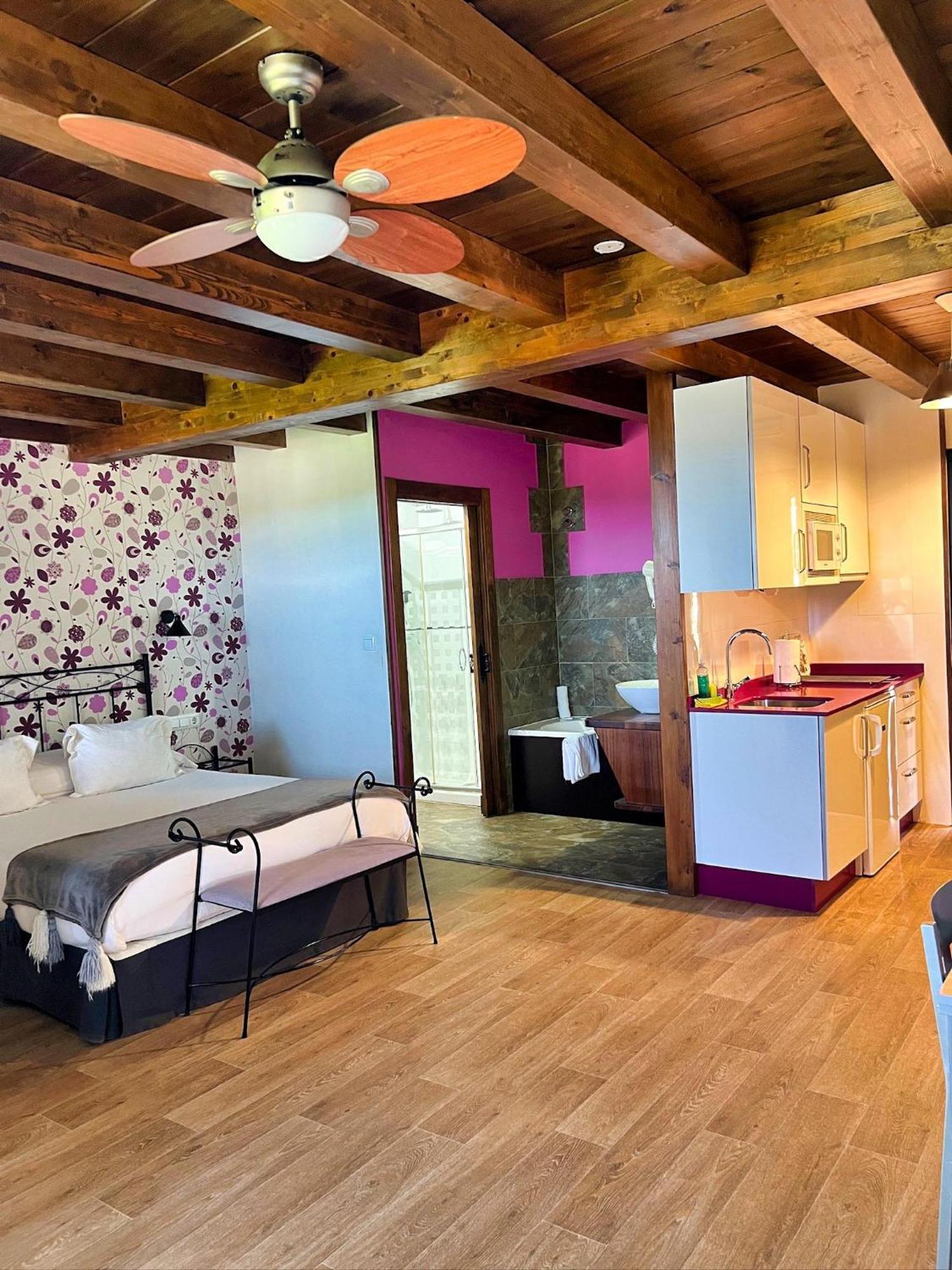 Apartamentos Spa Casco Historico De Isla - AlojateIsla Plana Exteriér fotografie